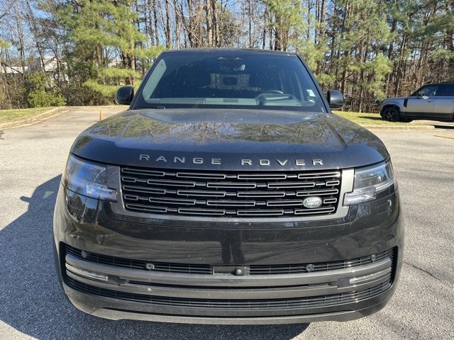 Certified 2025 Land Rover Range Rover Long Wheelbase SE image 3