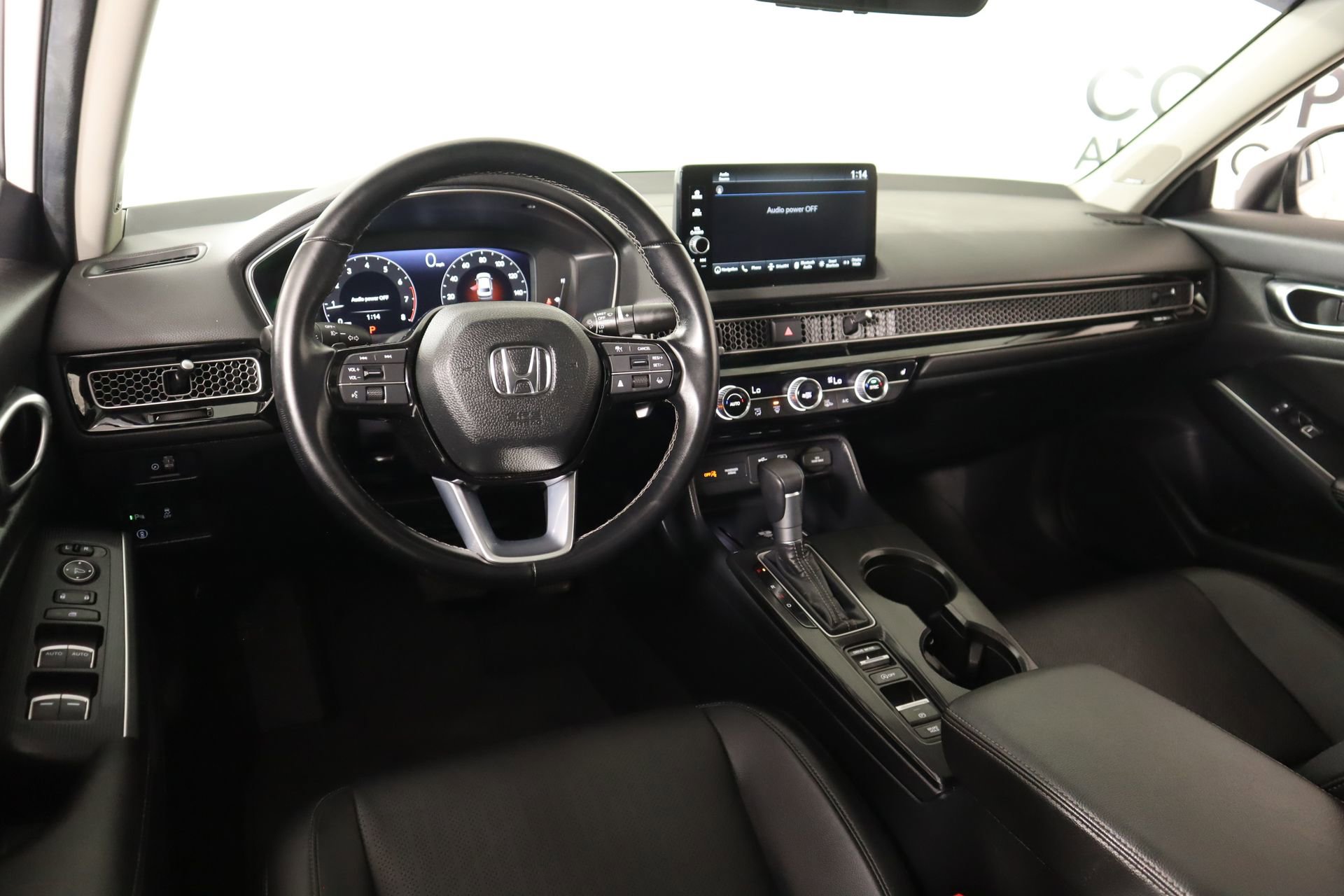 Used 2024 Honda Civic Touring image 2