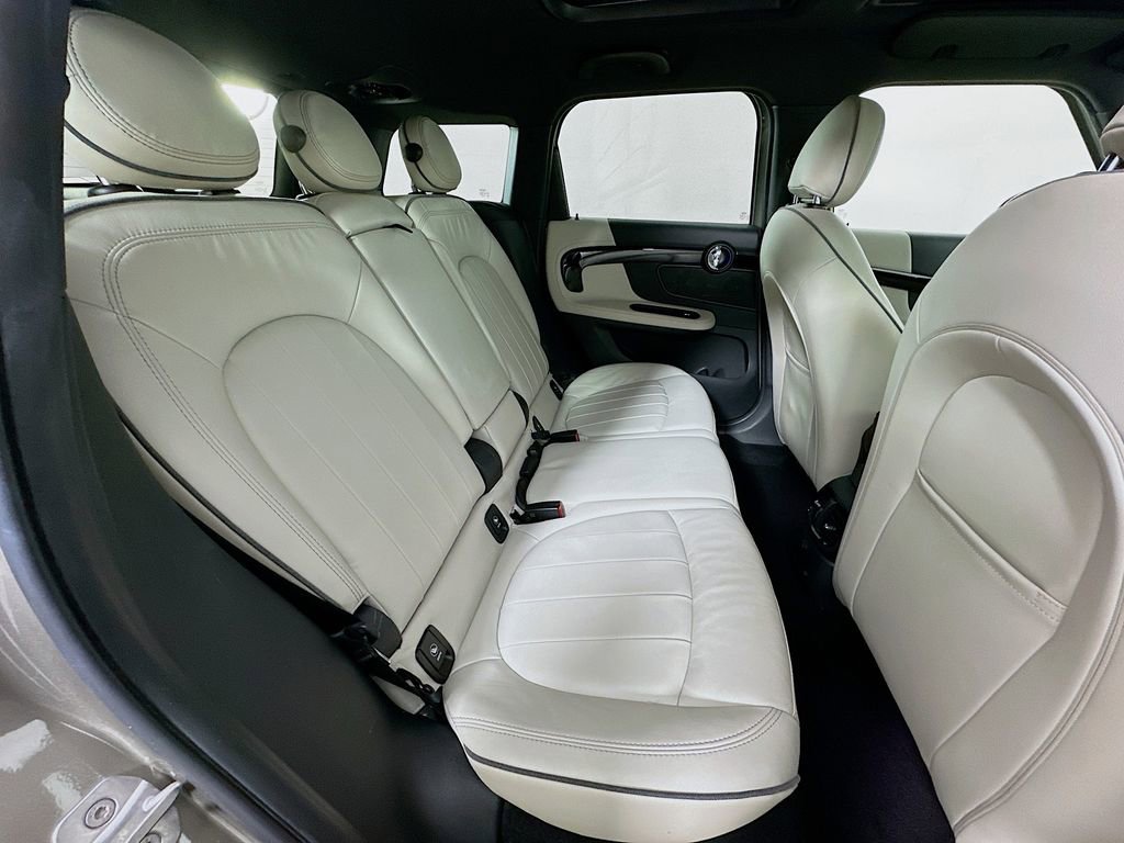 Used 2018 MINI Cooper Countryman SE w/ Premium Package image 28