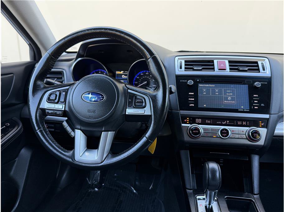 Used 2015 Subaru Legacy 2.5i Premium AWD/4WD image 17