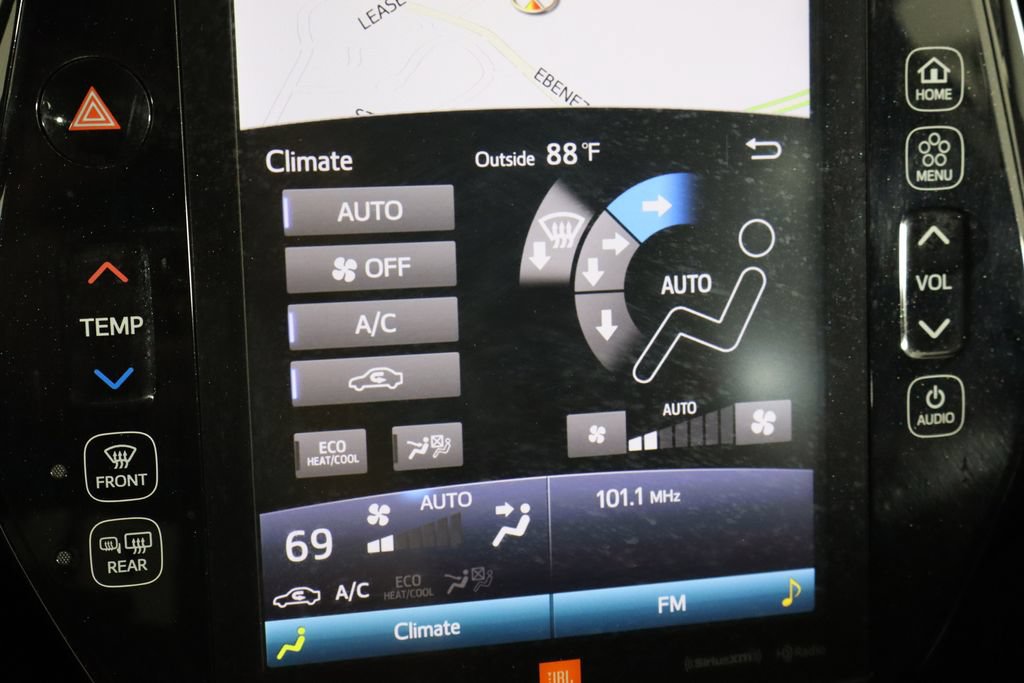 Used 2020 Toyota Prius Prime Limited FWD image 32