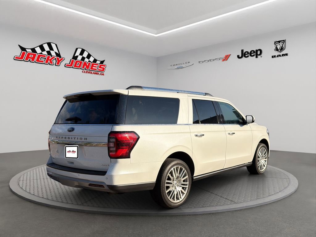 Used 2024 Ford Expedition Max Limited image 11