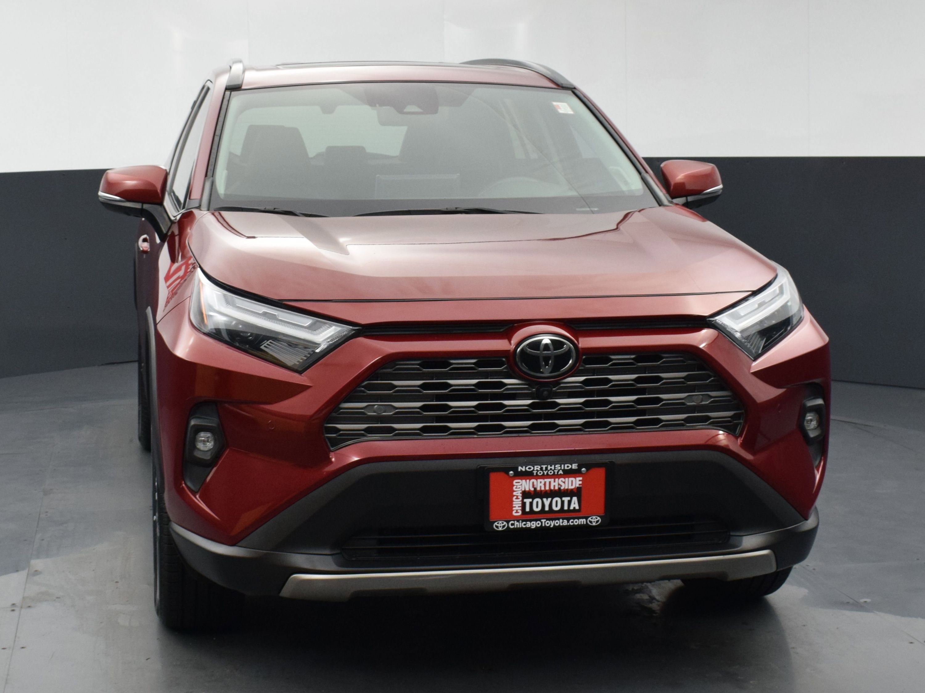 Used 2022 Toyota RAV4 Limited AWD/4WD image 7