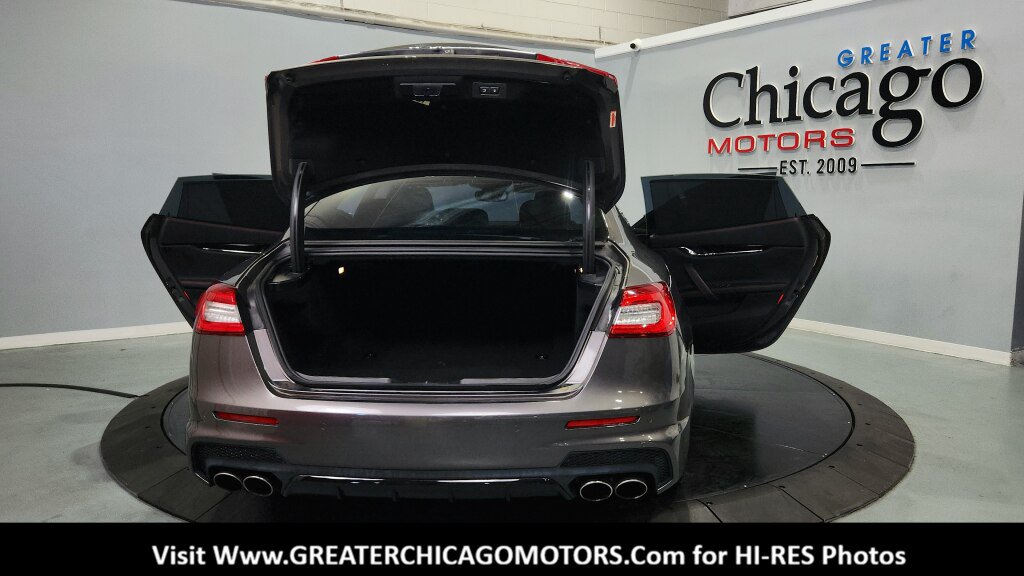 Used 2017 Maserati Quattroporte S GranSport RWD image 21