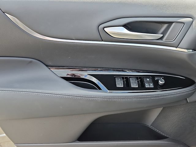 Used 2023 Toyota Mirai w/ Advanced Technology Package RWD image 14