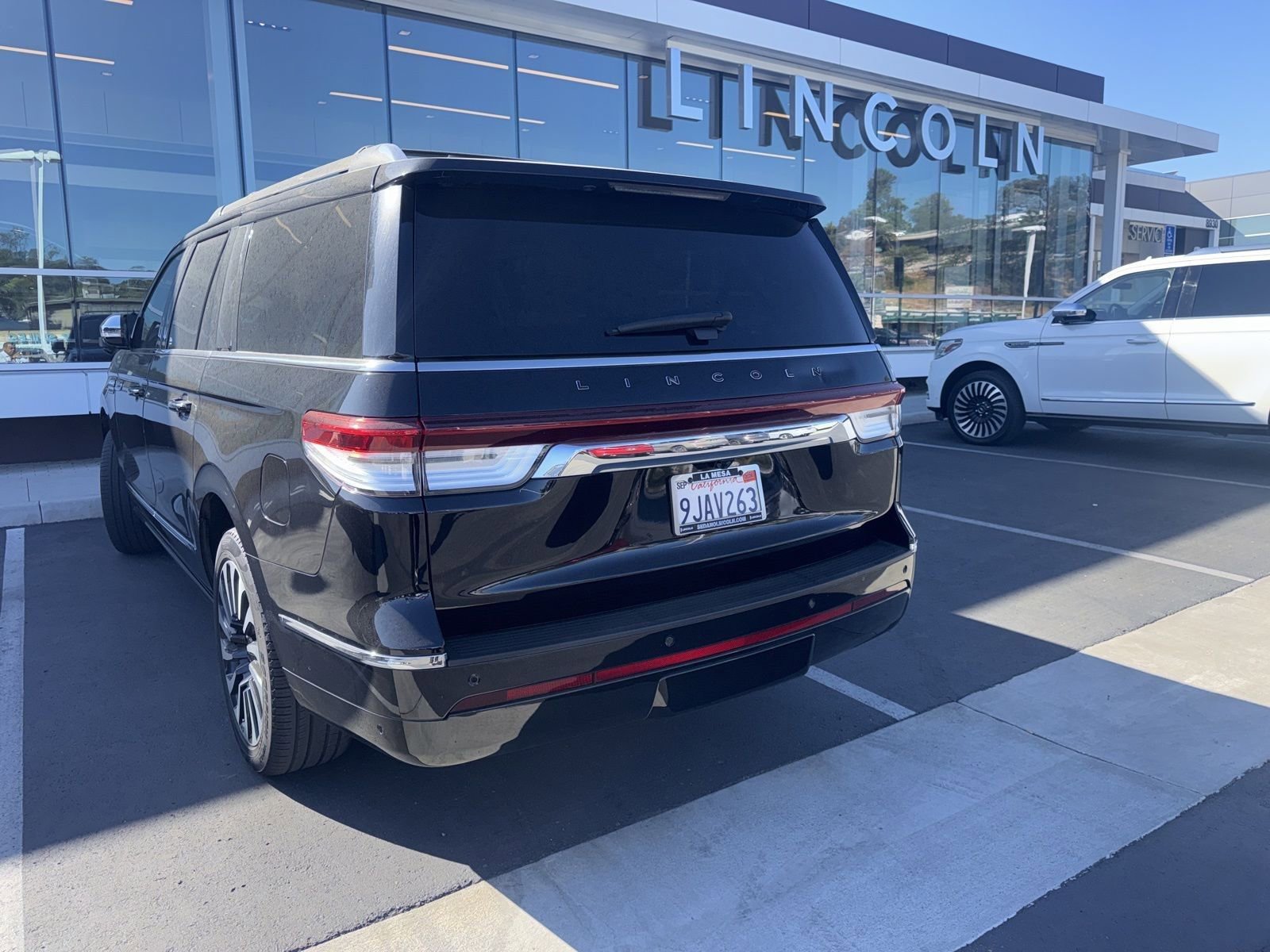 Certified 2023 Lincoln Navigator L Black Label AWD/4WD image 23