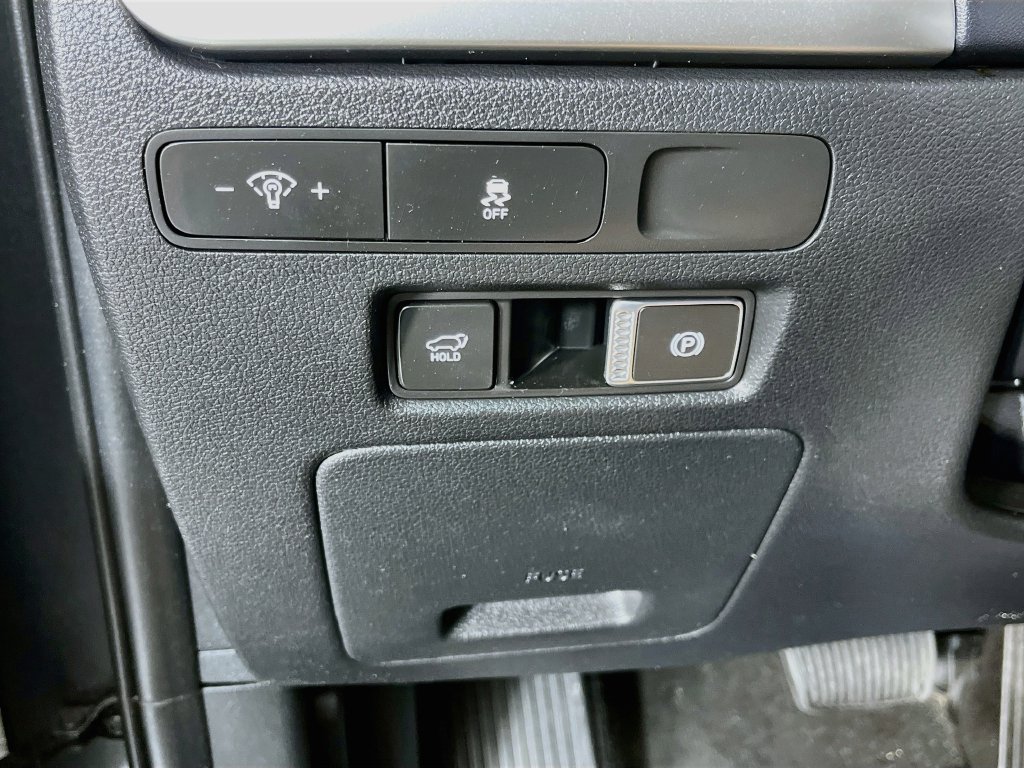 Used 2025 Hyundai Palisade SEL FWD image 12