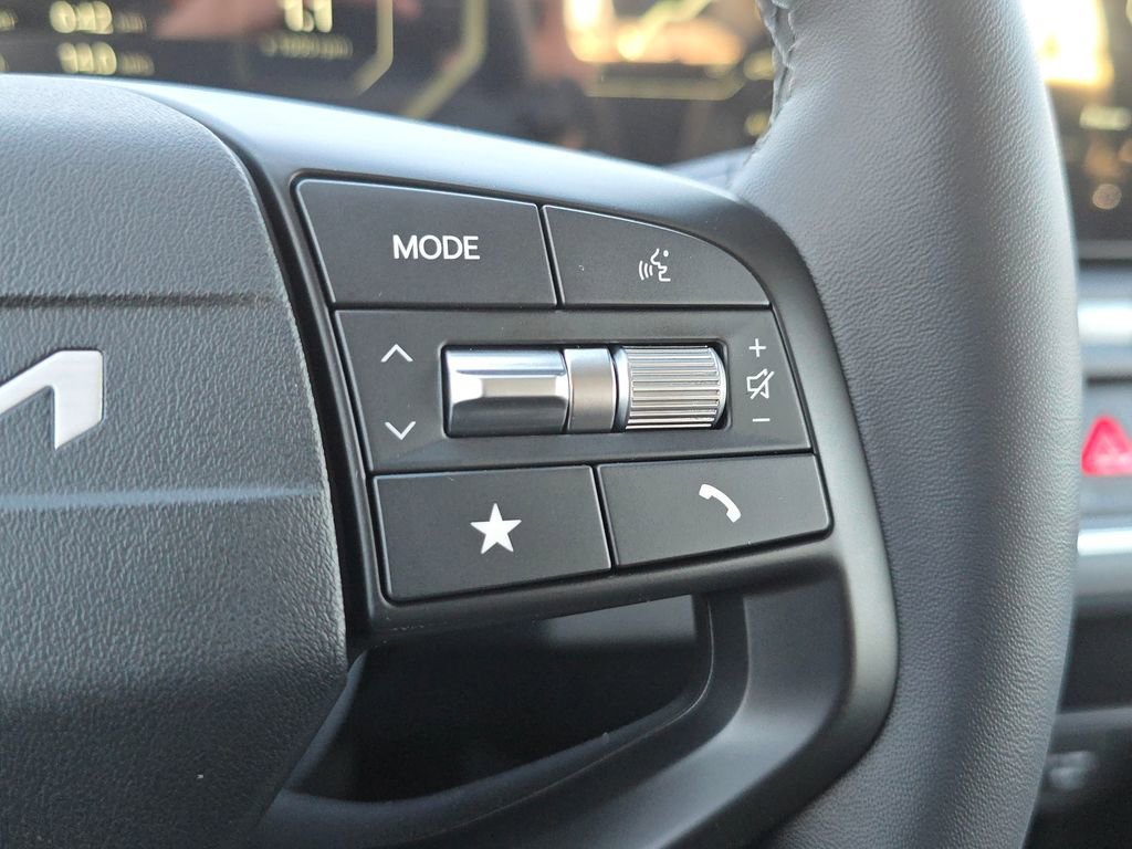 New 2025 Kia K4 EX image 29