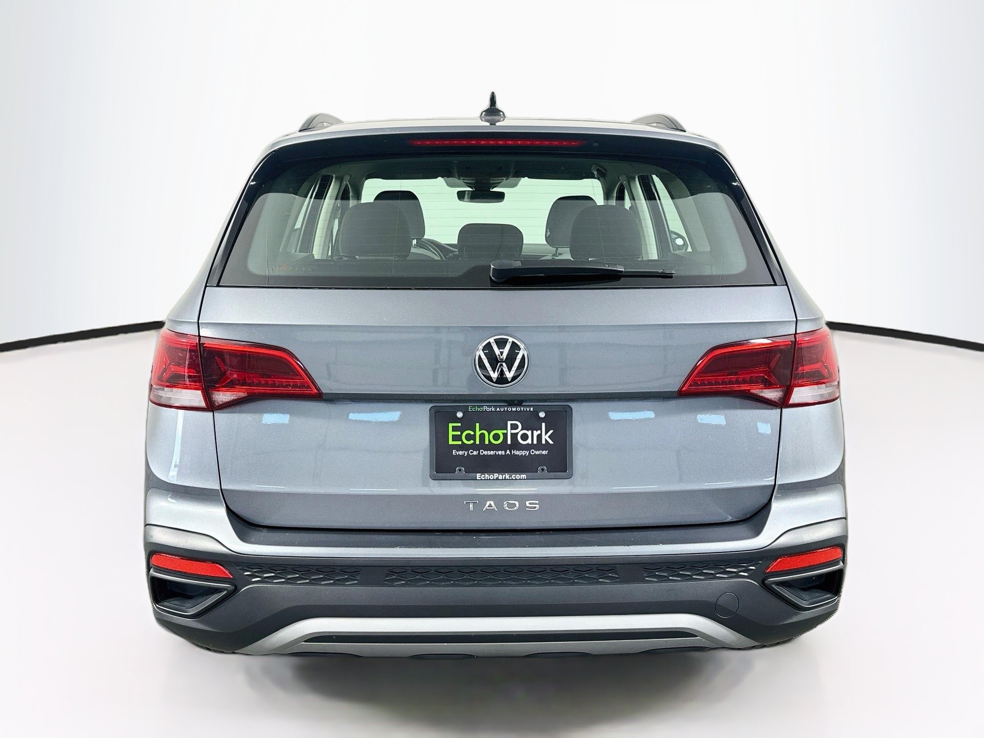 Used 2024 Volkswagen Taos S FWD image 7