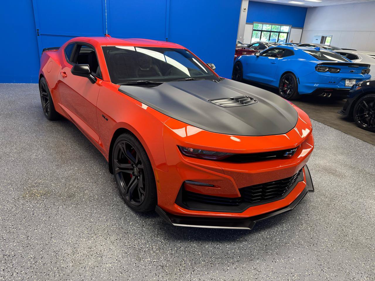 Used 2021 Chevrolet Camaro SS RWD image 5
