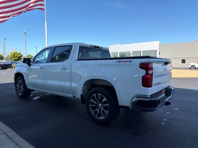 Used 2025 Chevrolet Silverado 1500 LT AWD/4WD image 4
