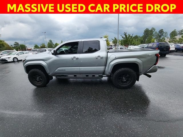 Used 2024 Toyota Tacoma TRD Sport w/ TRD Sport Premium Package AWD/4WD image 8