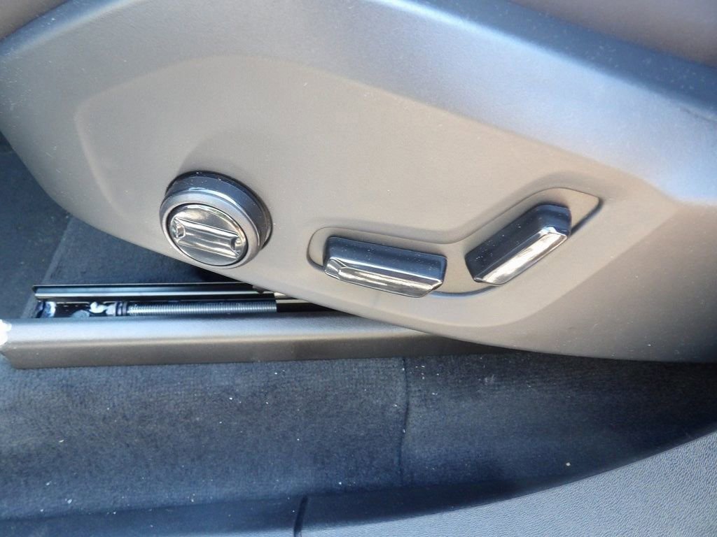 New 2025 Volvo XC90 B6 Plus w/ Protection Package Premier image 10