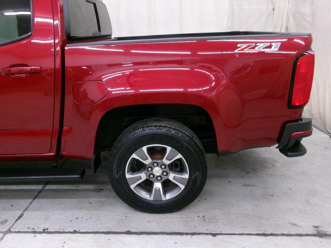 Used 2020 Chevrolet Colorado Z71 AWD/4WD image 6
