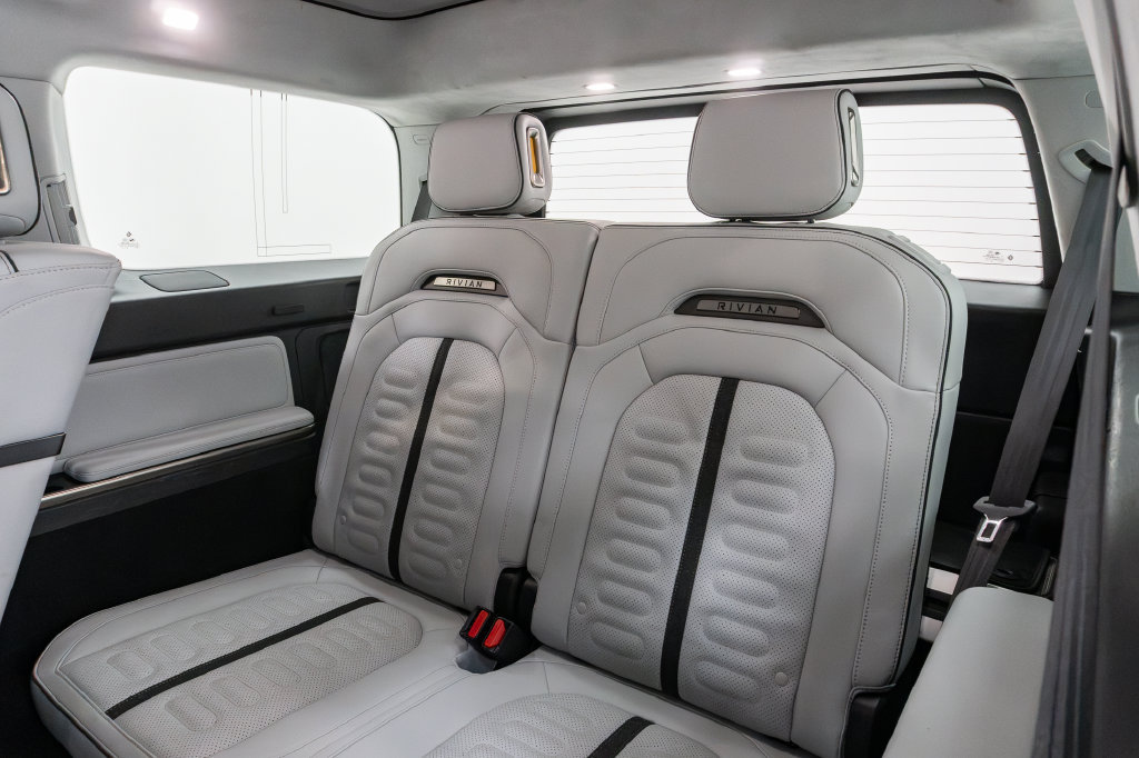 Used 2023 Rivian R1S Adventure Quad AWD/4WD image 22