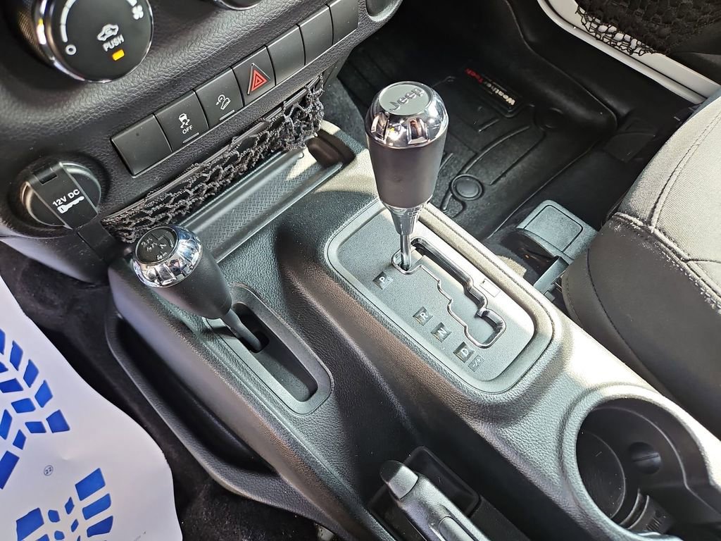 Used 2018 Jeep Wrangler Sport image 15