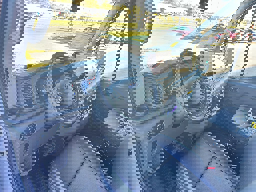 New 2026 Ford Transit 250 148 Medium Roof w/ Load Area Protection Package image 11