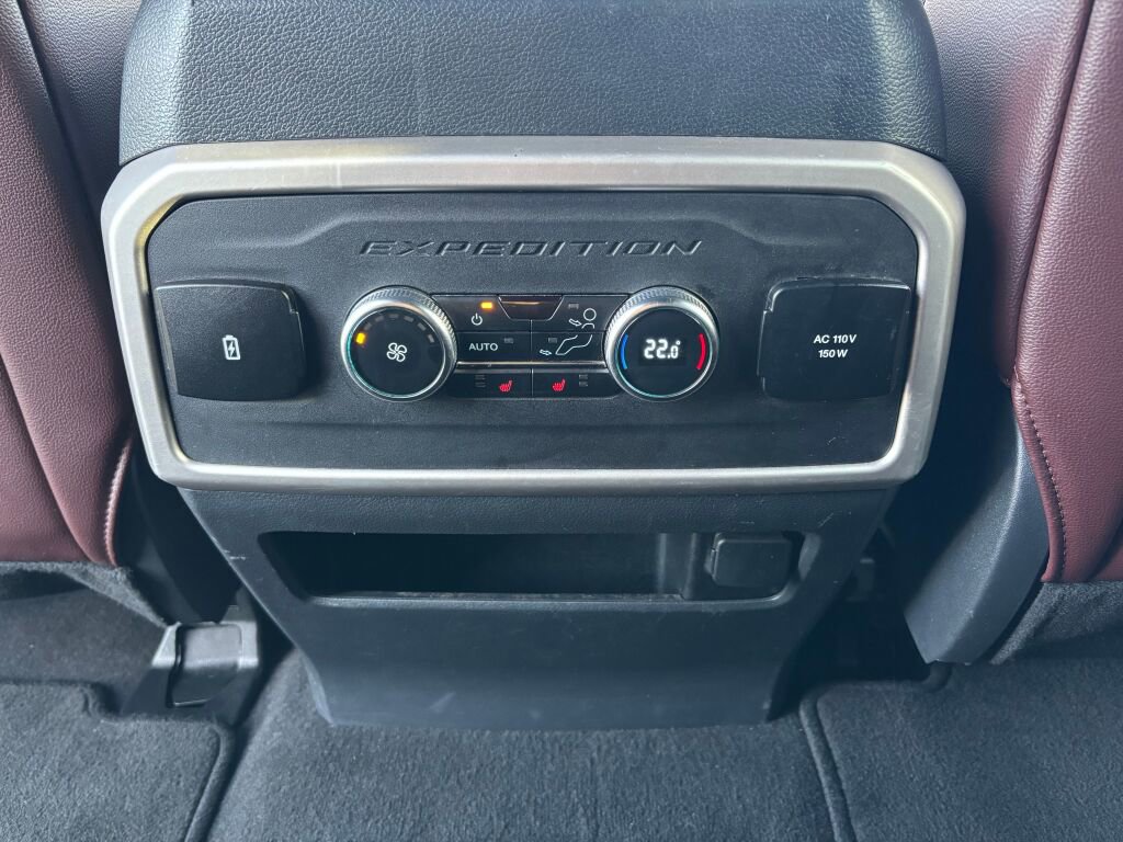 Used 2024 Ford Expedition Max Limited image 15