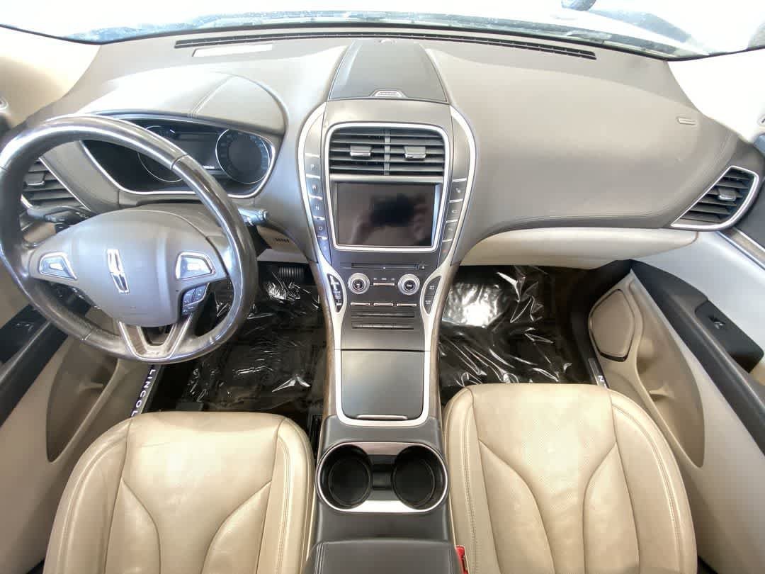 Used 2016 Lincoln MKX Reserve w/ Technology Package AWD/4WD image 24