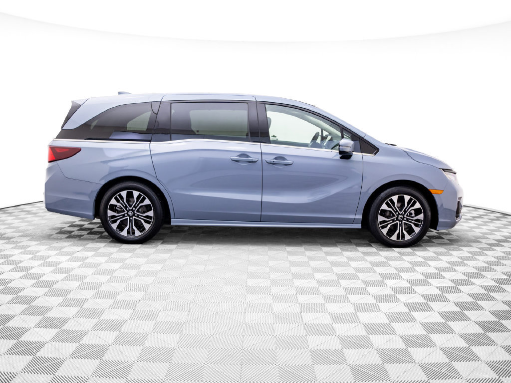 Used 2026 Honda Odyssey Elite image 8