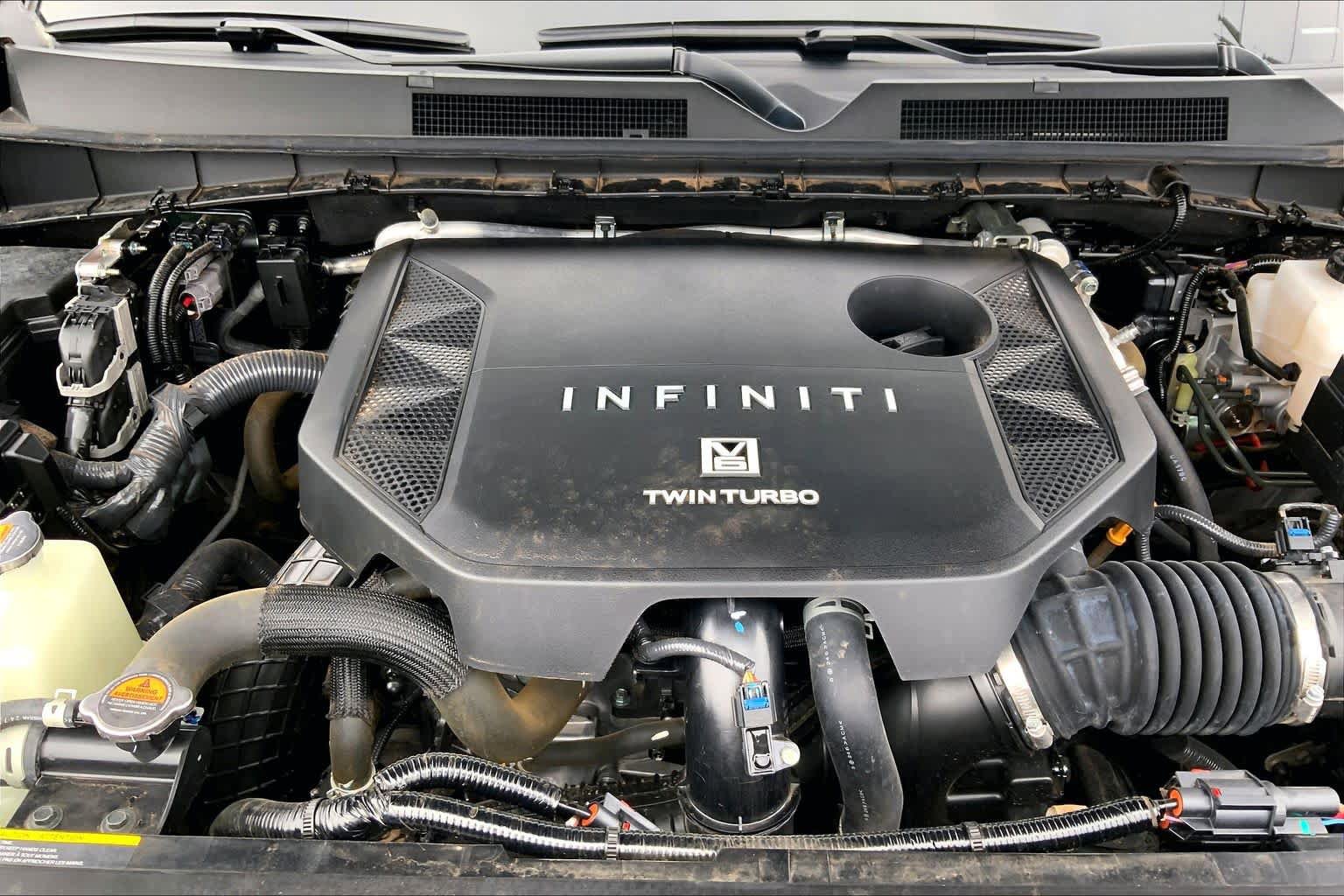 Used 2025 INFINITI QX80 Sensory AWD/4WD image 32