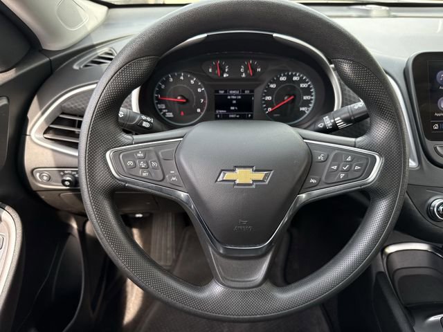 Used 2025 Chevrolet Malibu LT image 15