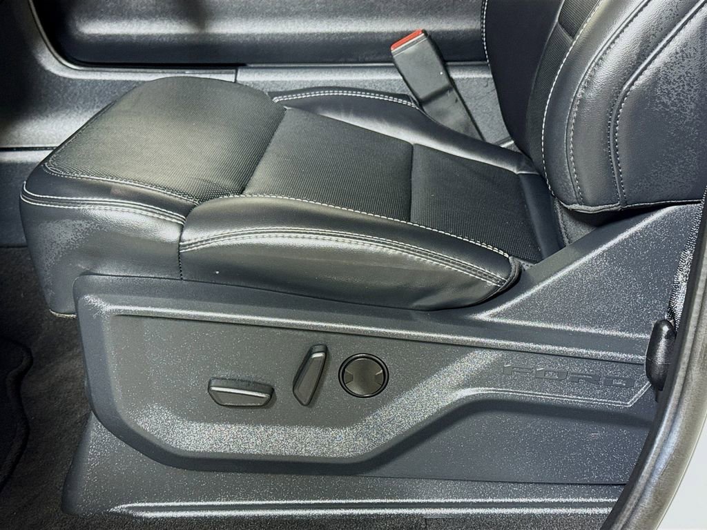 Used 2025 Ford Expedition Max Platinum image 18