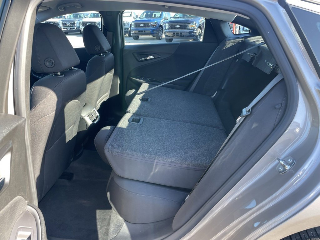 Used 2023 Chevrolet Malibu LT image 50
