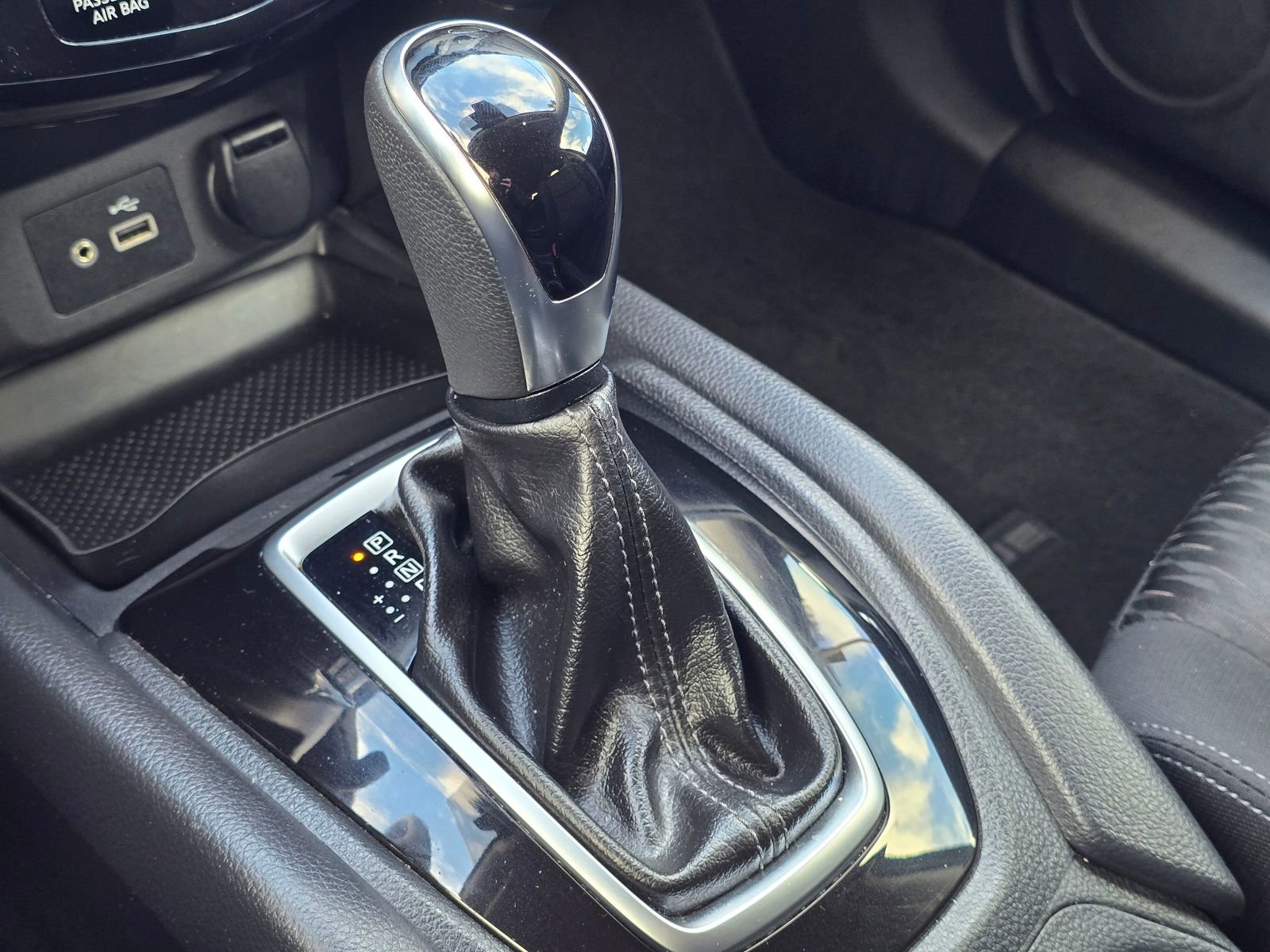 Used 2020 Nissan Rogue S w/ Special Edition Package image 28