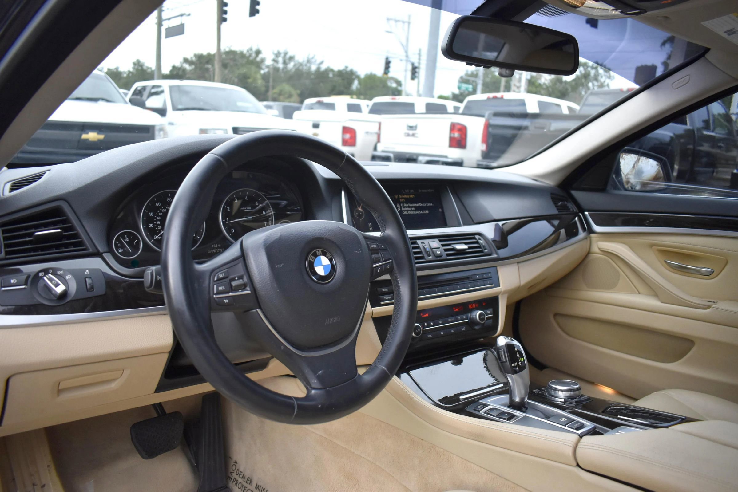 Used 2015 BMW 528i Sedan image 9