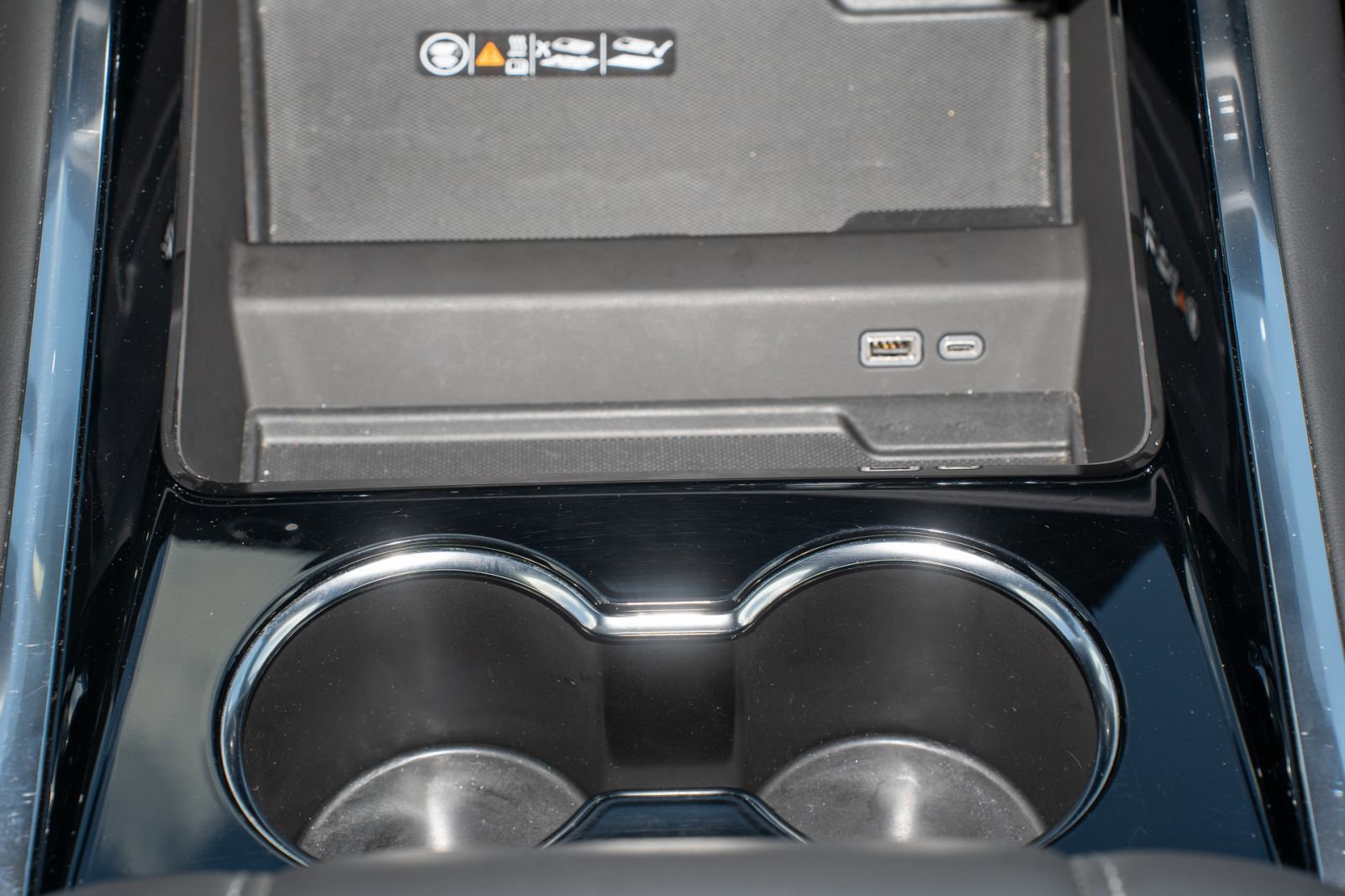 Used 2025 Chevrolet Tahoe LT image 26