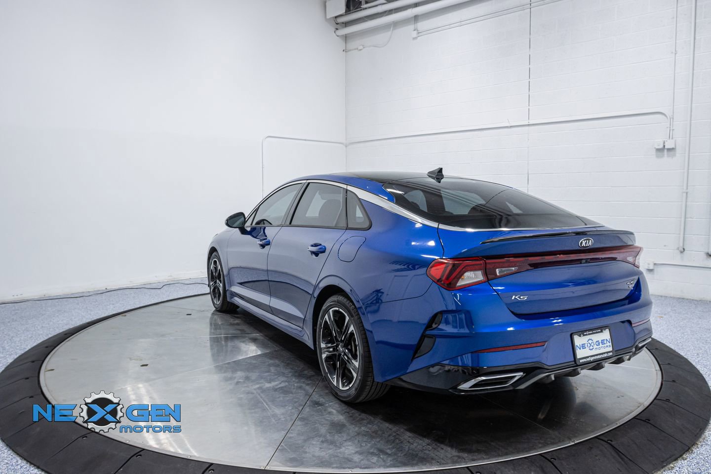 Used 2021 Kia K5 GT-Line AWD/4WD image 5
