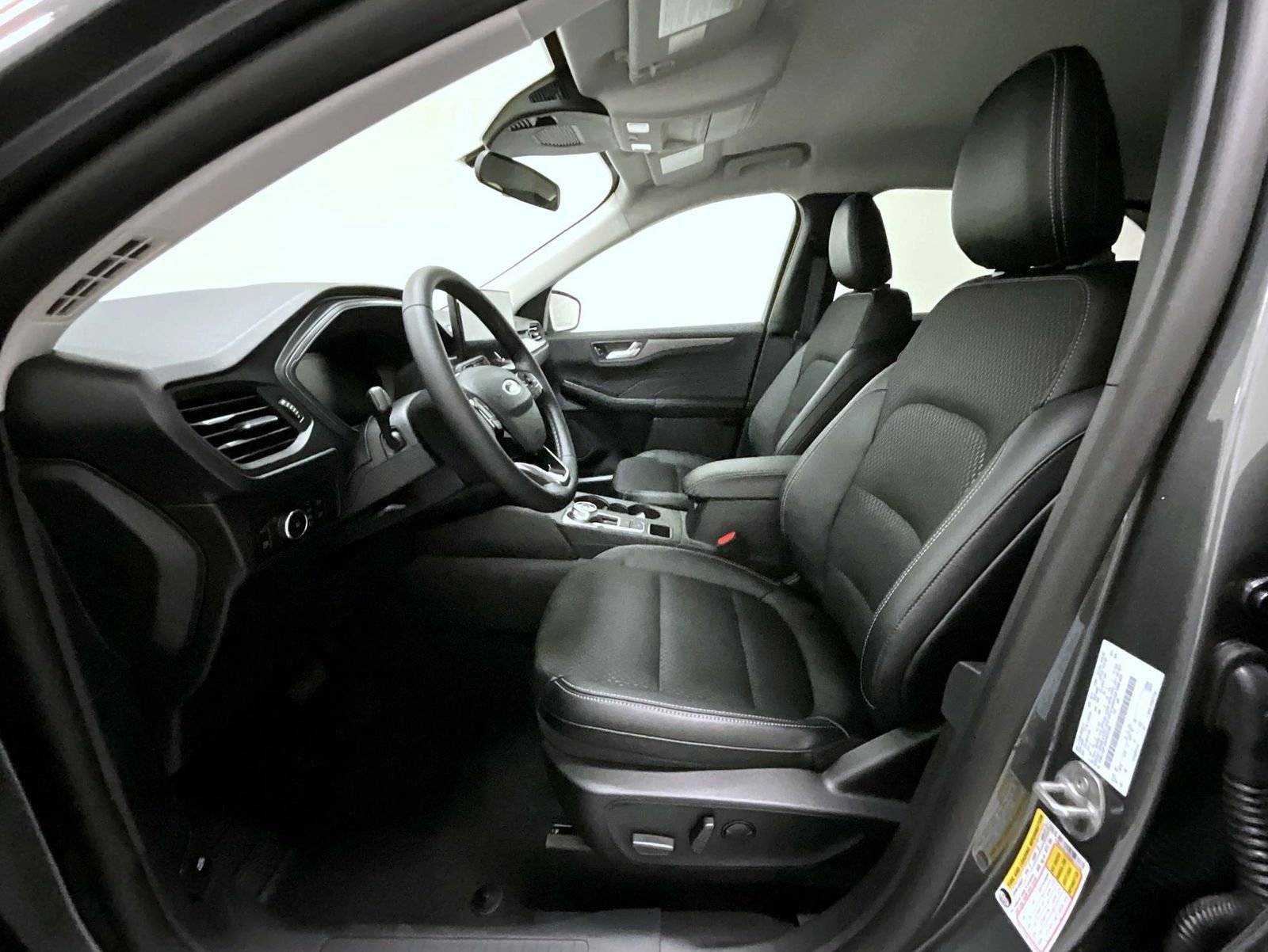 New 2025 Ford Escape SE image 10