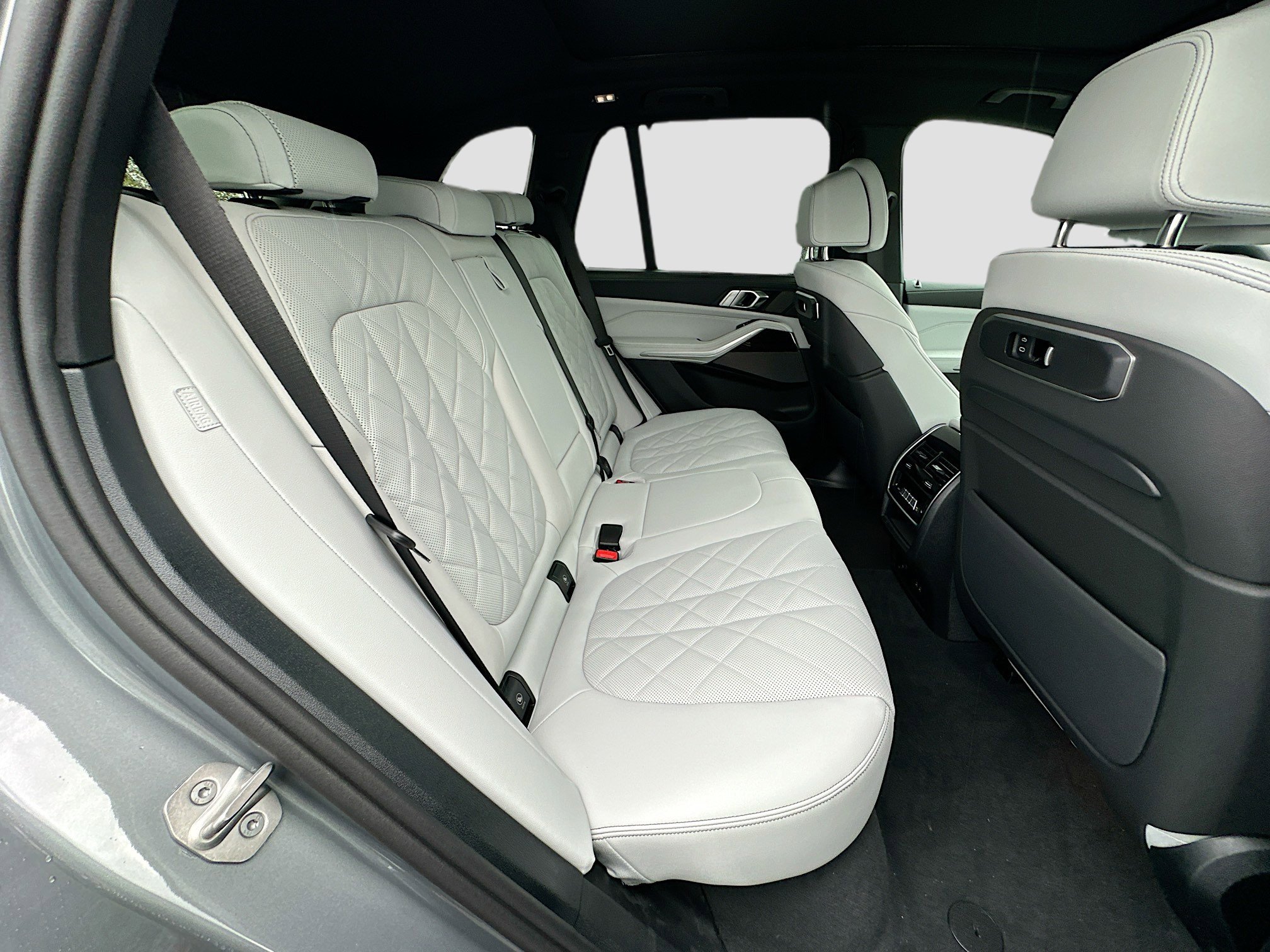 New 2026 BMW X5 sDrive40i image 21