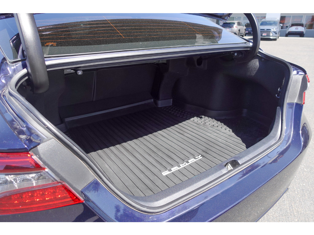 Certified 2022 Toyota Camry XSE FWD image 27