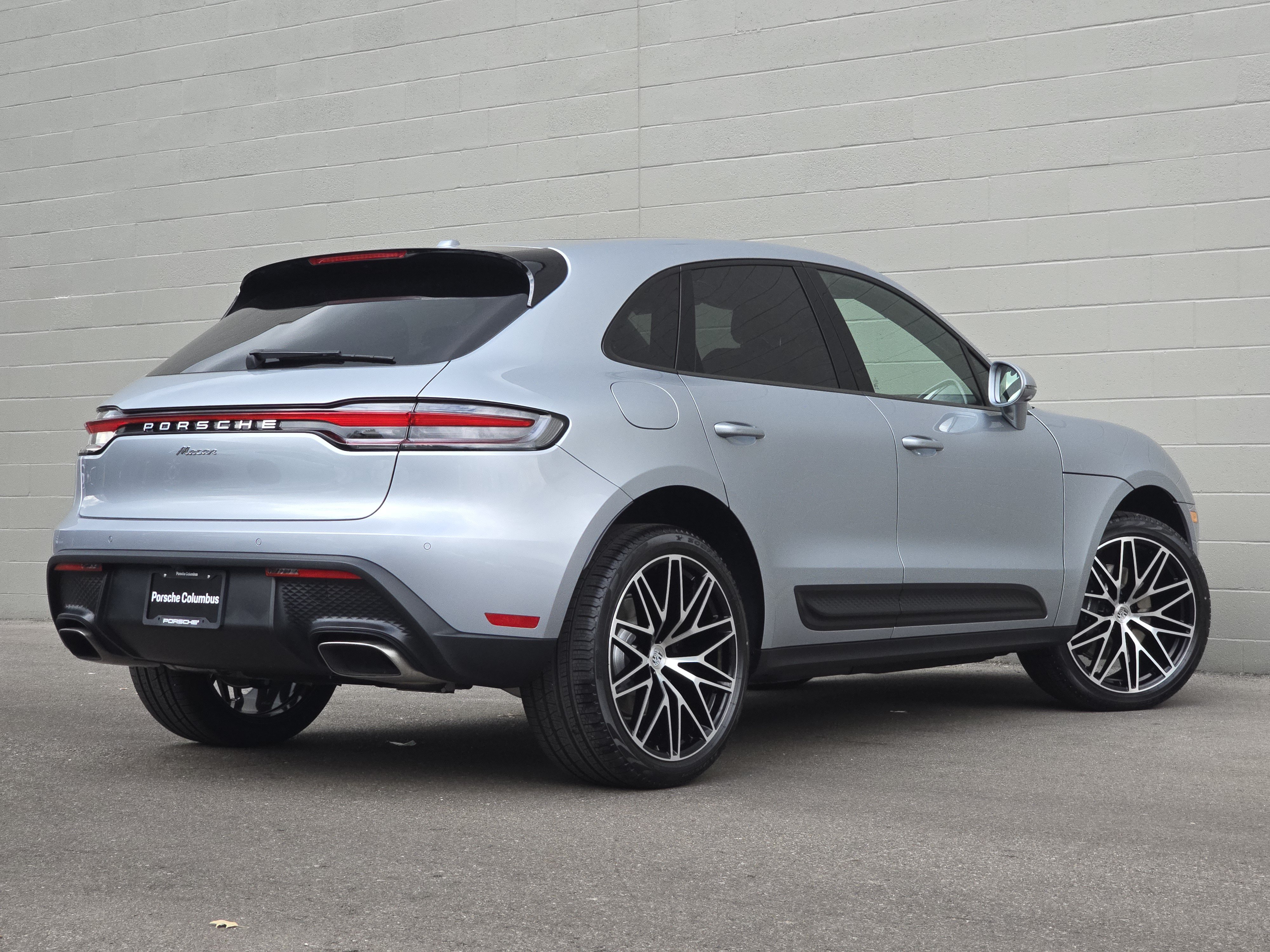 New 2026 Porsche Macan AWD/4WD image 15
