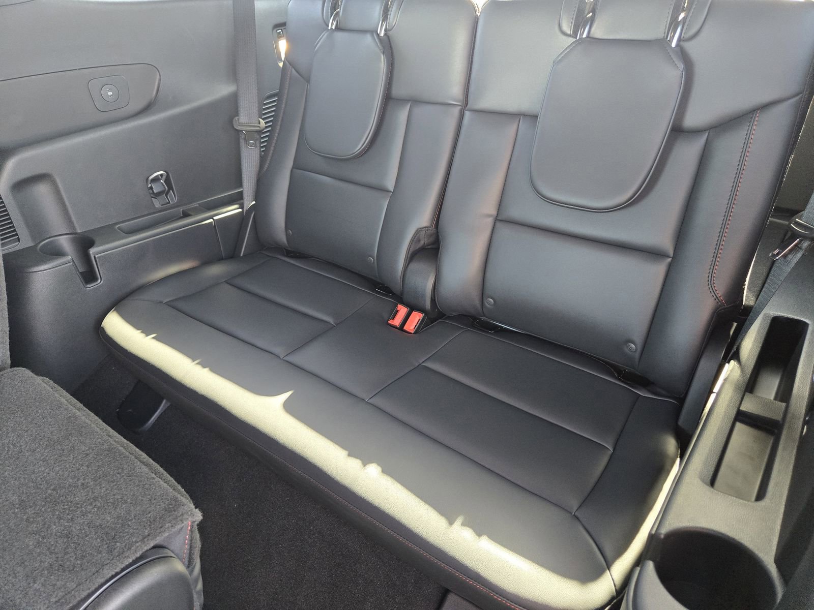 New 2026 Ford Explorer ST-Line image 29