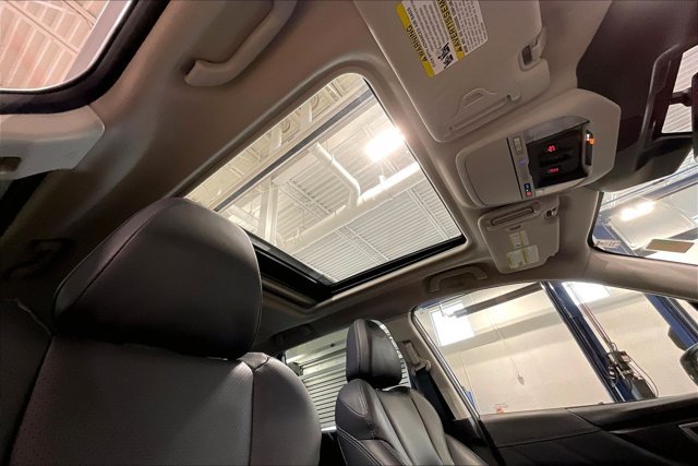 Used 2023 Subaru Forester Limited AWD/4WD image 22