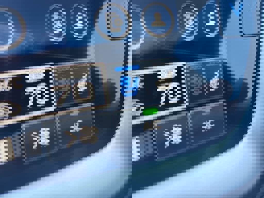 New 2025 Subaru Outback Touring XT image 27