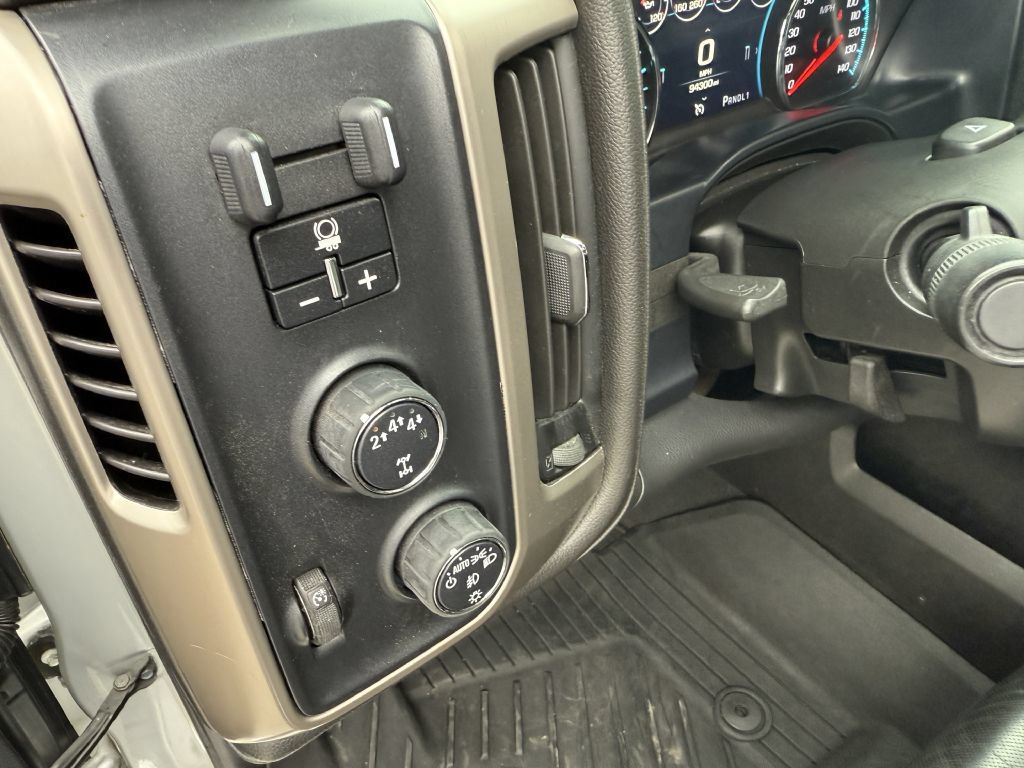 Used 2019 GMC Sierra 2500 Denali w/ Duramax Plus Package AWD/4WD image 47