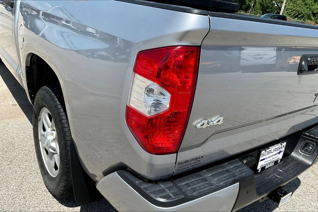 Used 2021 Toyota Tundra SR5 w/ Convenience Package AWD/4WD image 28