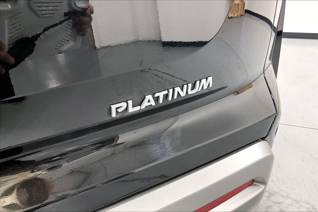 Used 2023 Nissan Pathfinder Platinum FWD image 38