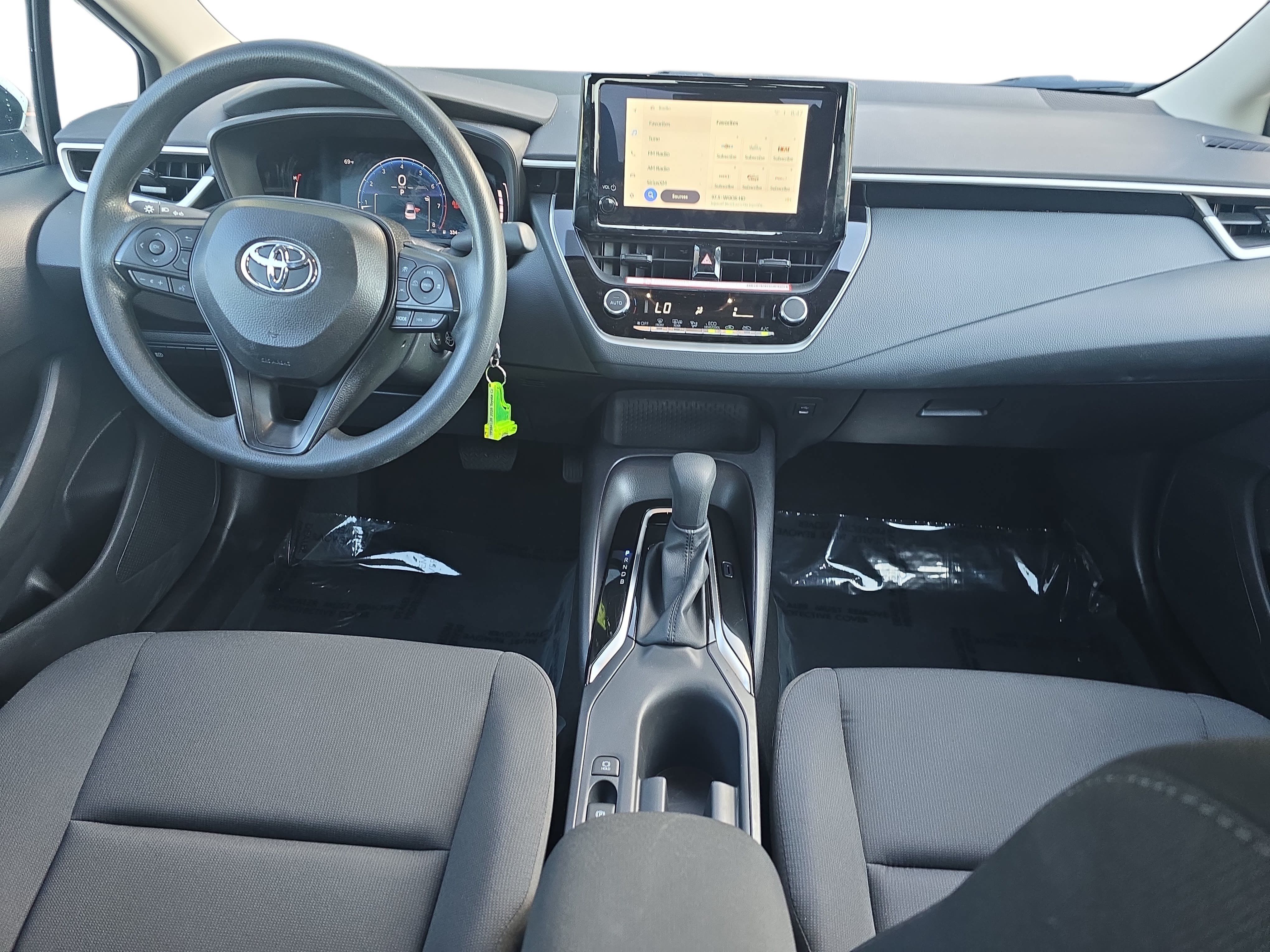 Used 2026 Toyota Corolla LE FWD image 9