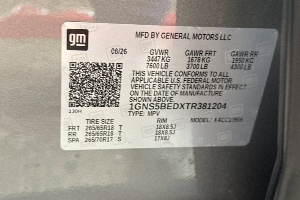 New 2026 Chevrolet Suburban LS RWD image 30