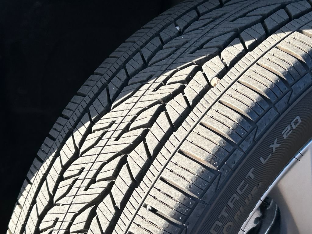 Used 2025 Buick Enclave Preferred image 30