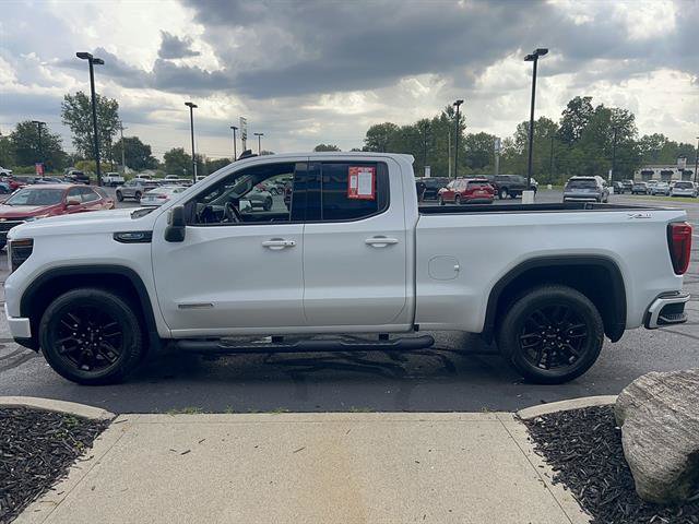 Used 2023 GMC Sierra 1500 Elevation AWD/4WD image 4