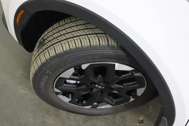 Used 2025 Kia Sorento S FWD image 36