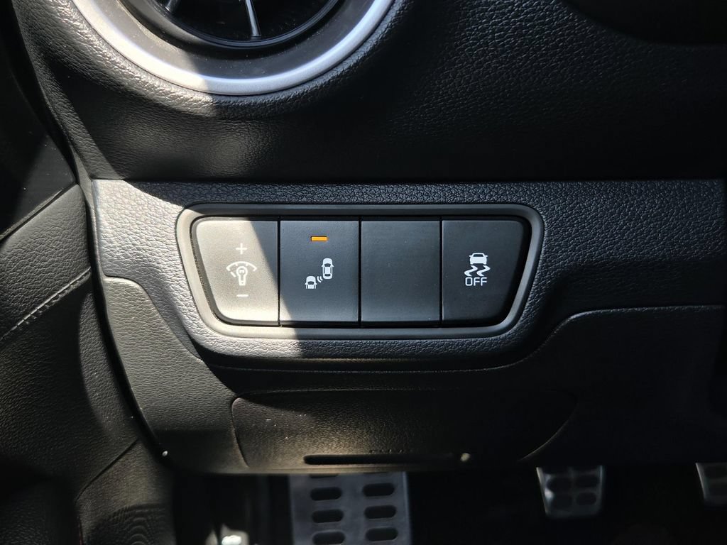 Used 2022 Kia Forte GT FWD image 22