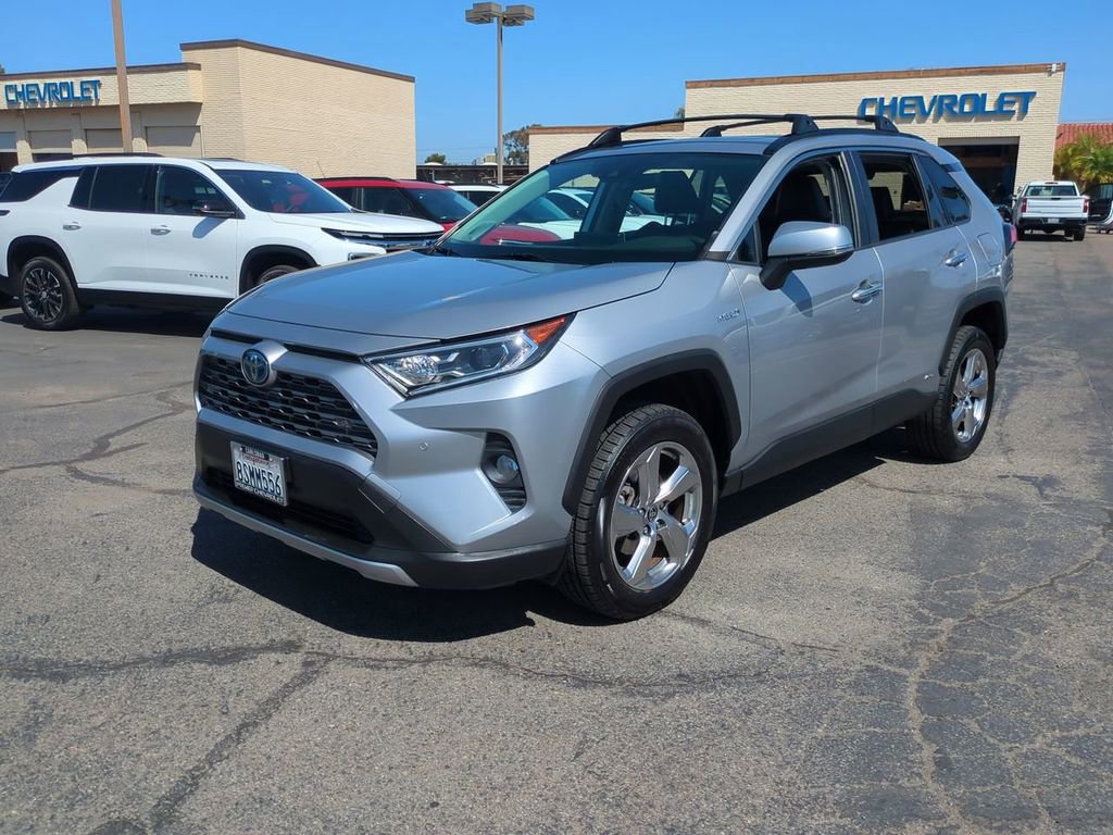 Used 2020 Toyota RAV4 Limited w/ All Weather Liner Package AWD/4WD image 4