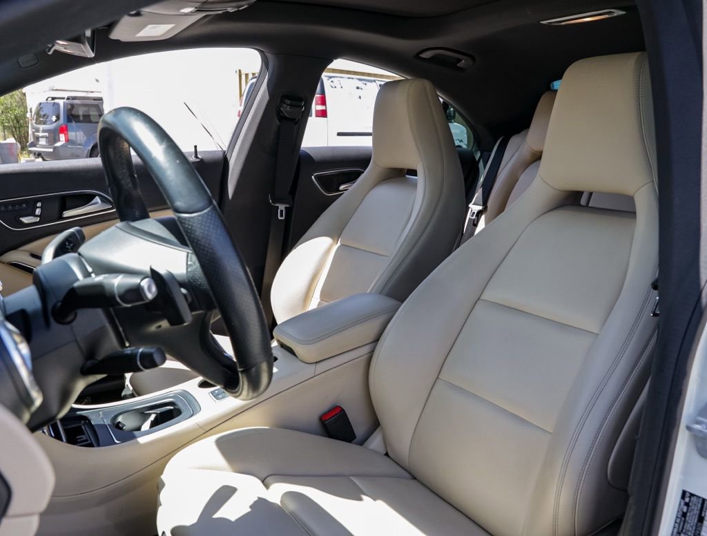 Used 2018 Mercedes-Benz CLA 250 image 16